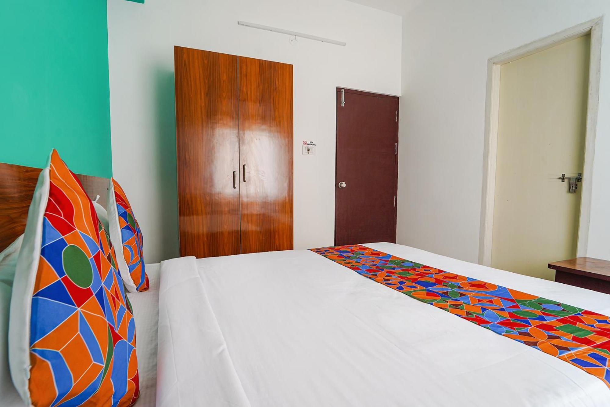 Fabhotel Metro Suites - Nr Esi Hospital バンガロール エクステリア 写真