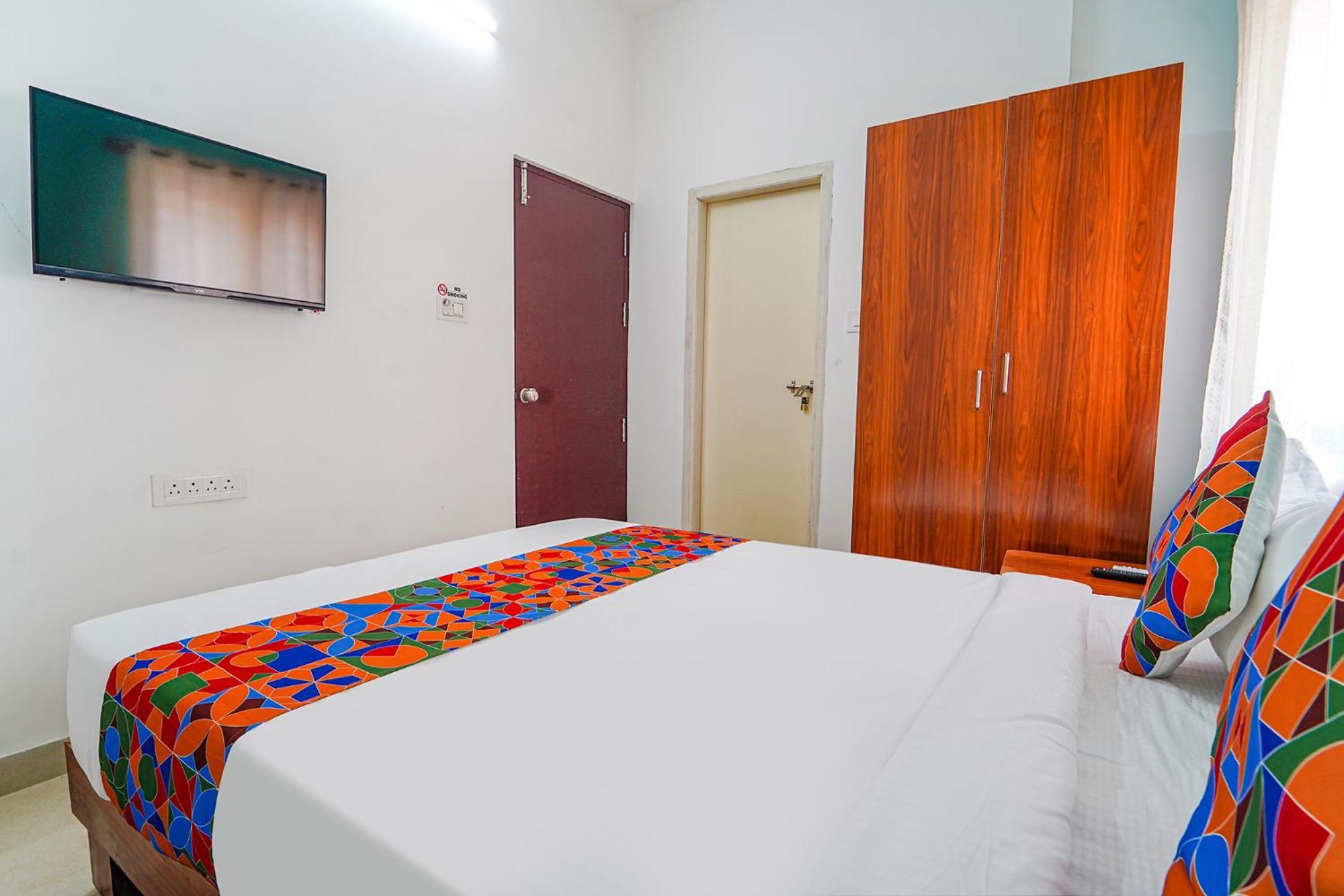 Fabhotel Metro Suites - Nr Esi Hospital バンガロール エクステリア 写真
