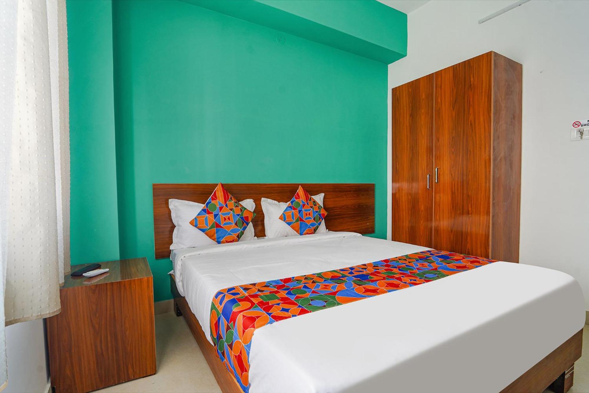 Fabhotel Metro Suites - Nr Esi Hospital バンガロール エクステリア 写真